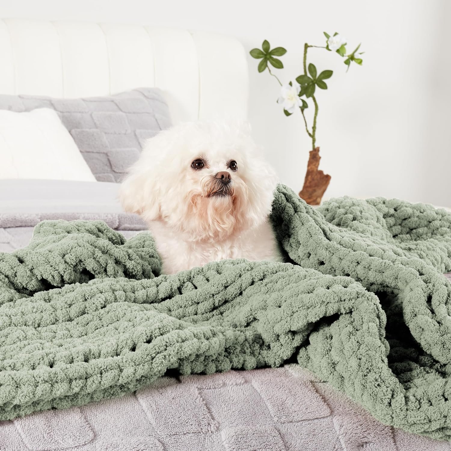 Premium Chunky Chenille Throw Blanket for Couch & Bed - Image 4